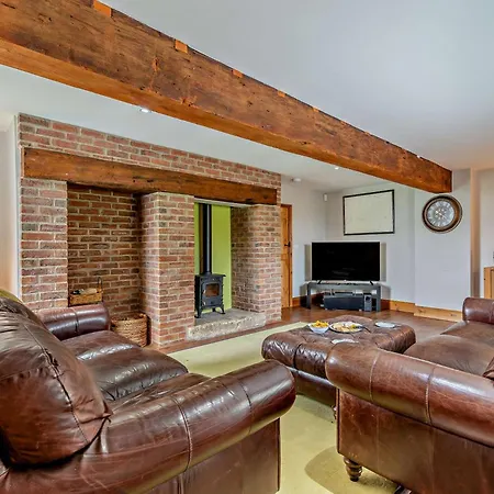 4 Bed In Pickering 4.1mls 95122 度假居 Marton near Pickering